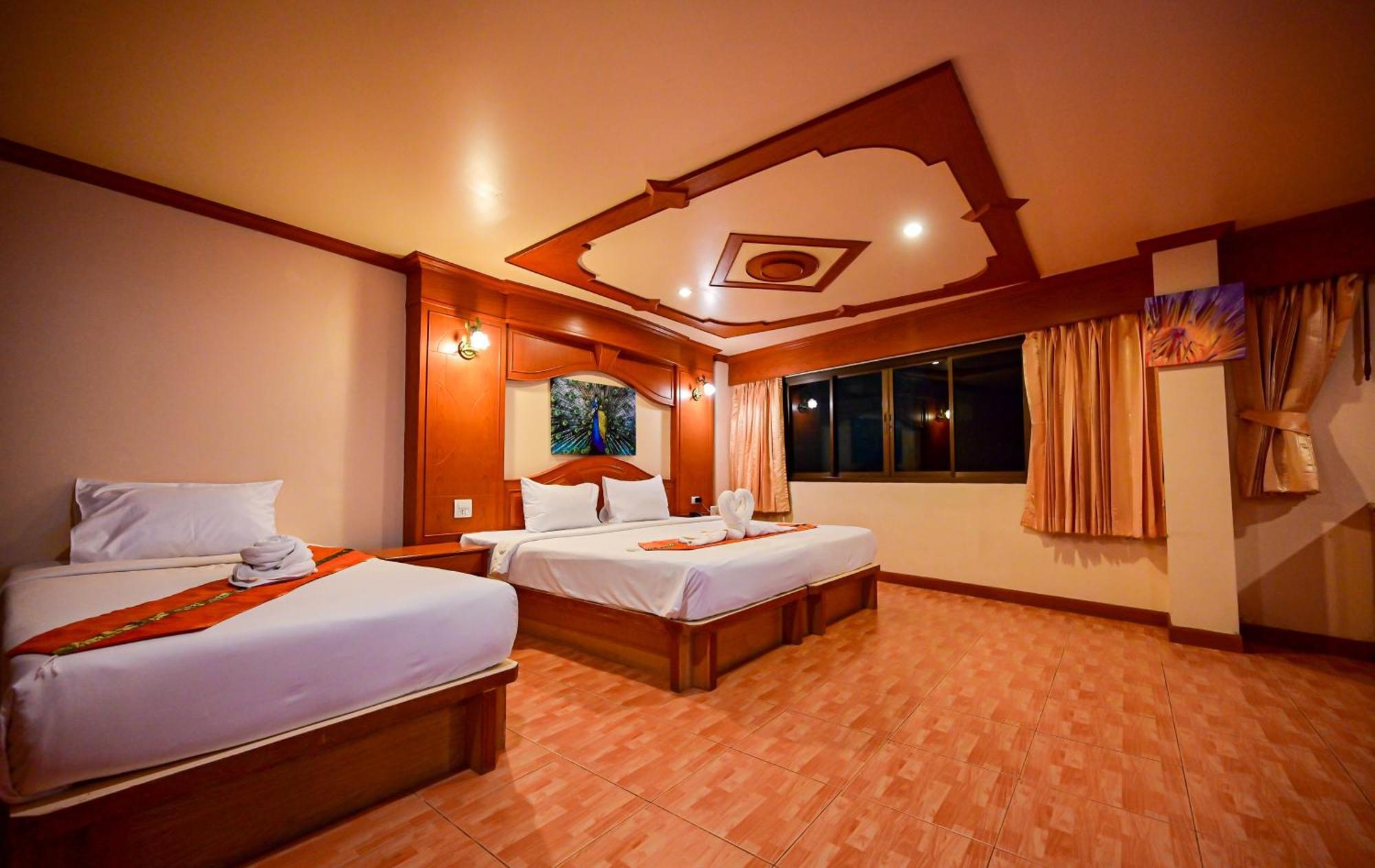 Complex Hotel Patong Dış mekan fotoğraf