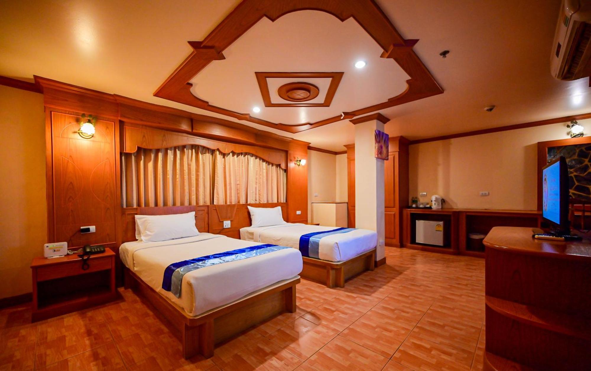 Complex Hotel Patong Dış mekan fotoğraf