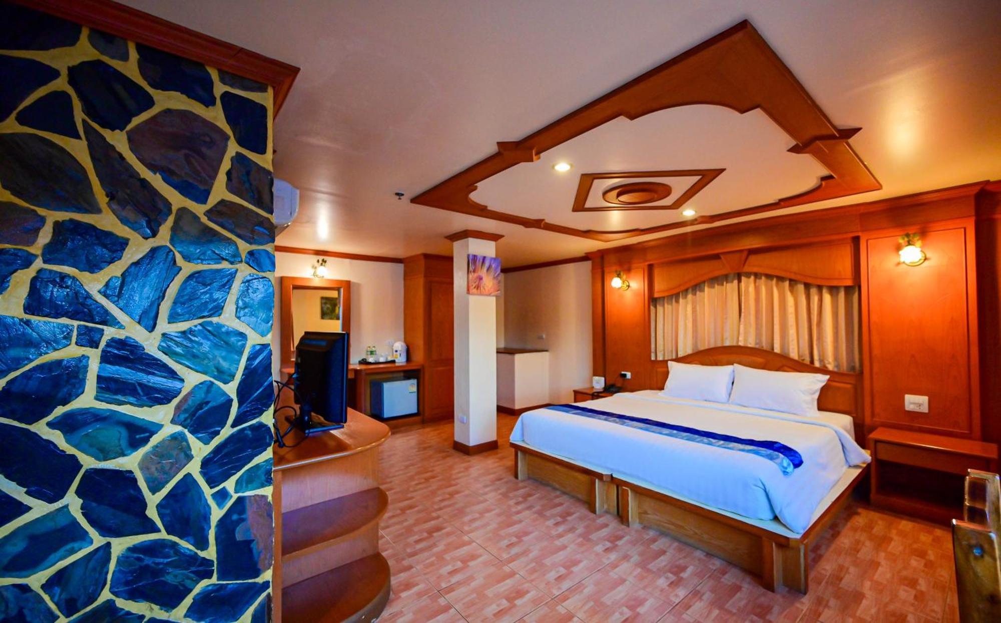 Complex Hotel Patong Dış mekan fotoğraf