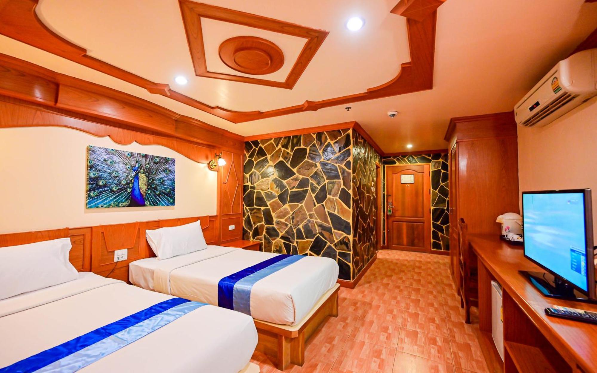 Complex Hotel Patong Dış mekan fotoğraf